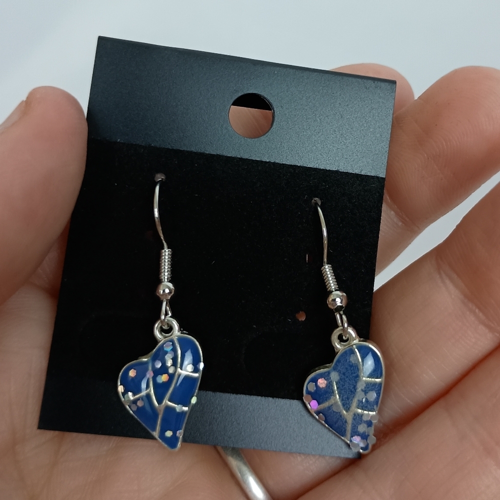 2/30$ Or 3/$35 Blue Heart Dangling Earrings (#0276)